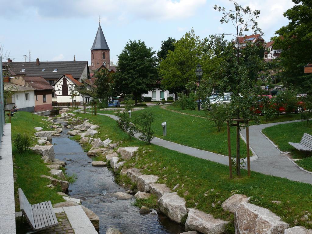 Hotel - Restaurant - Metzgerei Sonne Loffenau Exteriér fotografie